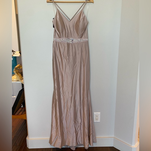 La Scala USA stunning BNWT evening gown/prom dress SZ XL - Picture 4 of 8